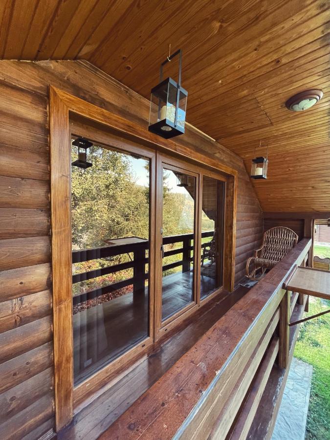 Villa Чорногірський Вітер Verkhovyna Esterno foto
