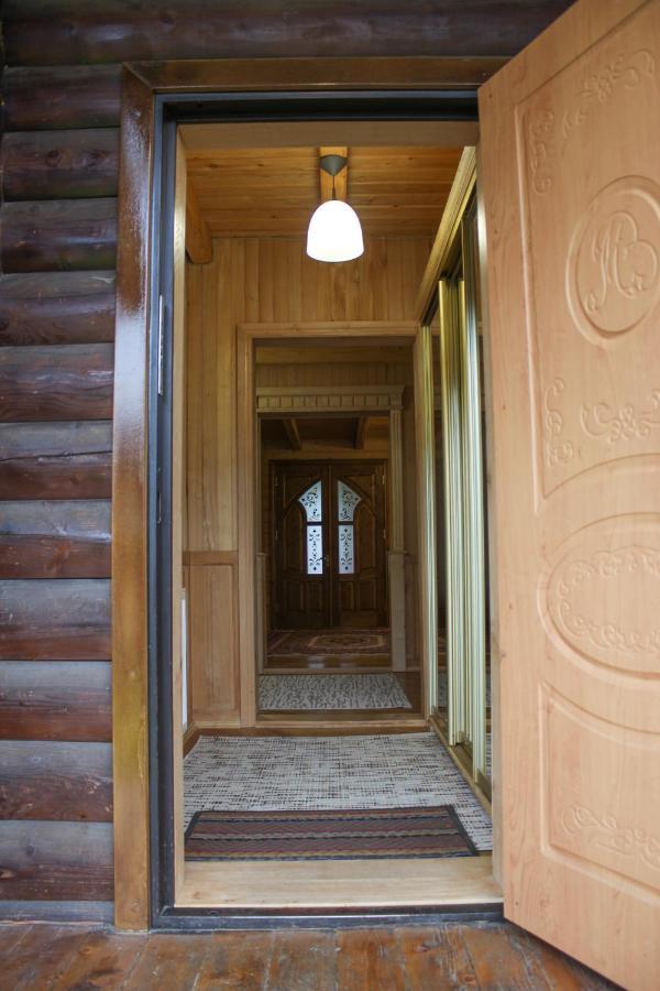 Villa Чорногірський Вітер Verkhovyna Esterno foto