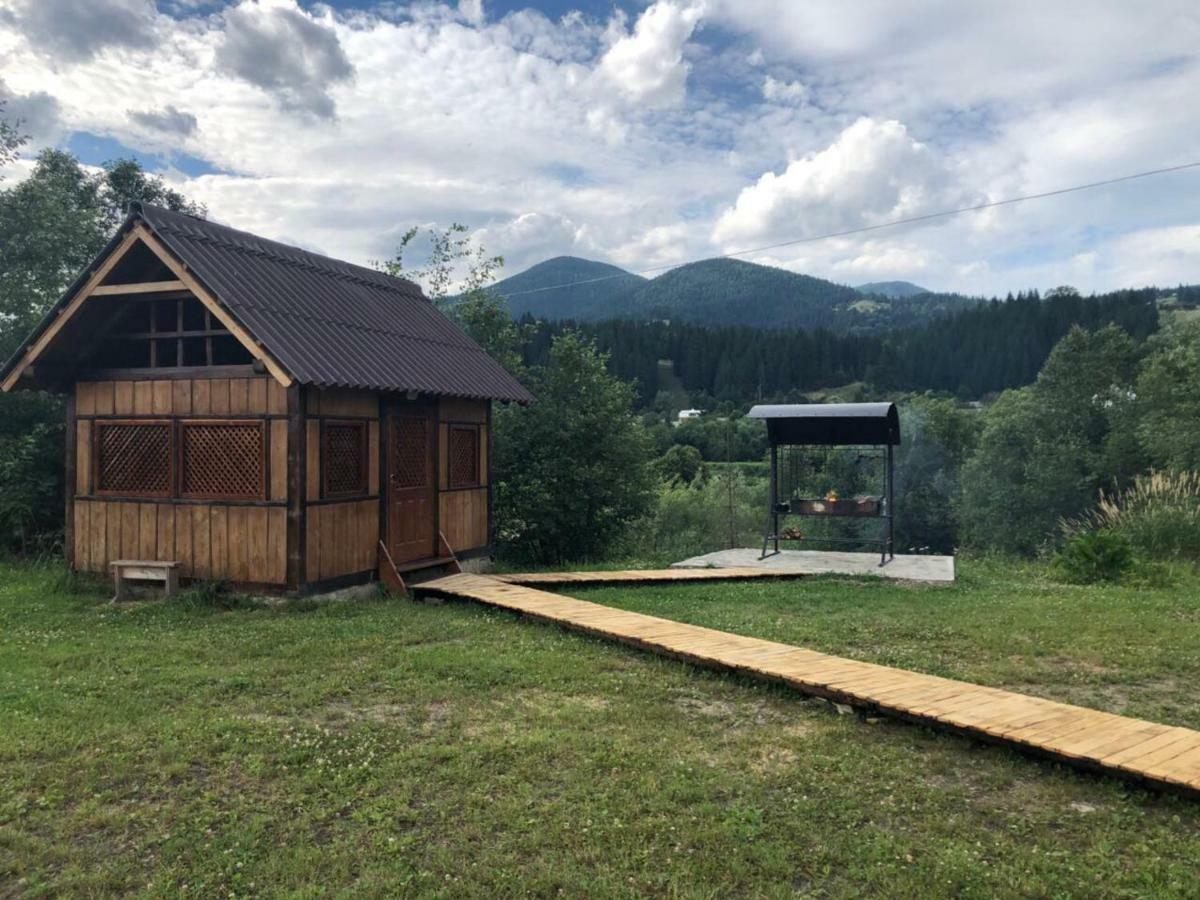 Villa Чорногірський Вітер Verkhovyna Esterno foto